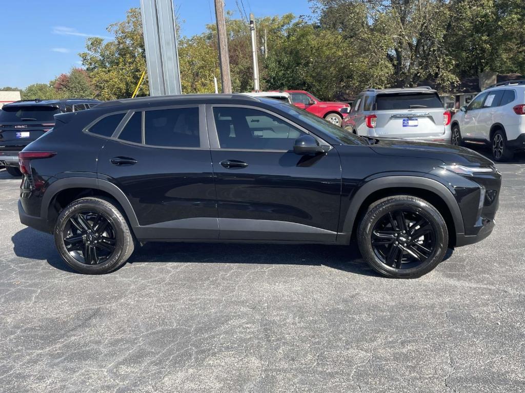 used 2025 Chevrolet Trax car, priced at $24,888