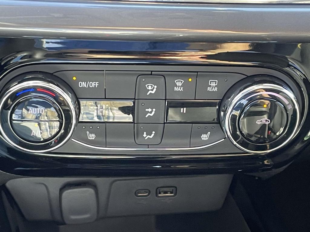 used 2025 Chevrolet Trax car, priced at $24,888