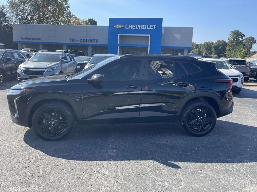 used 2025 Chevrolet Trax car, priced at $24,888