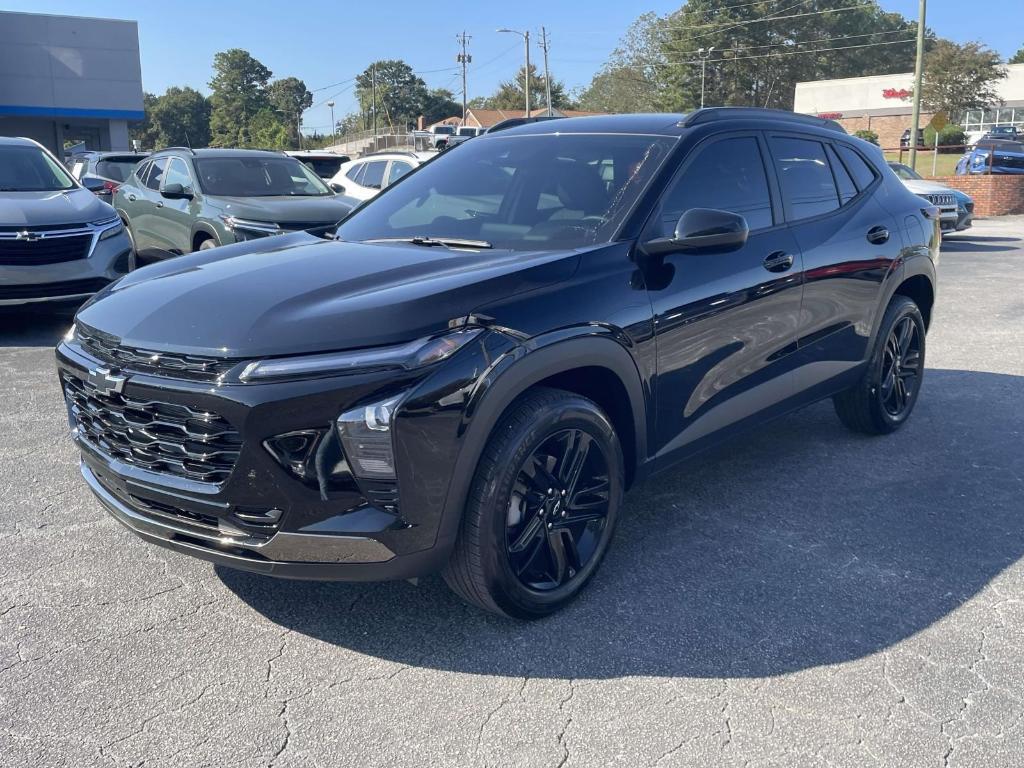 used 2025 Chevrolet Trax car, priced at $24,888
