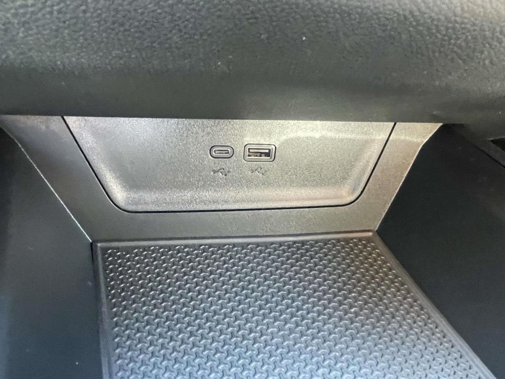 new 2026 Chevrolet Equinox car, priced at $33,272