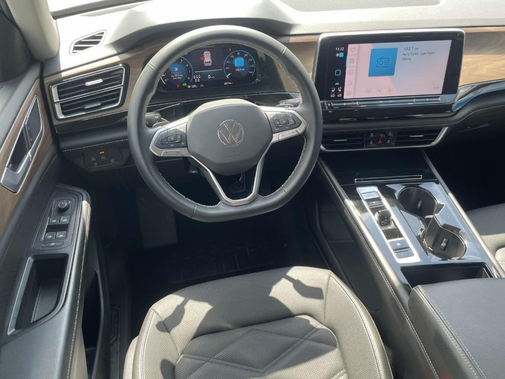 used 2024 Volkswagen Atlas car, priced at $32,400