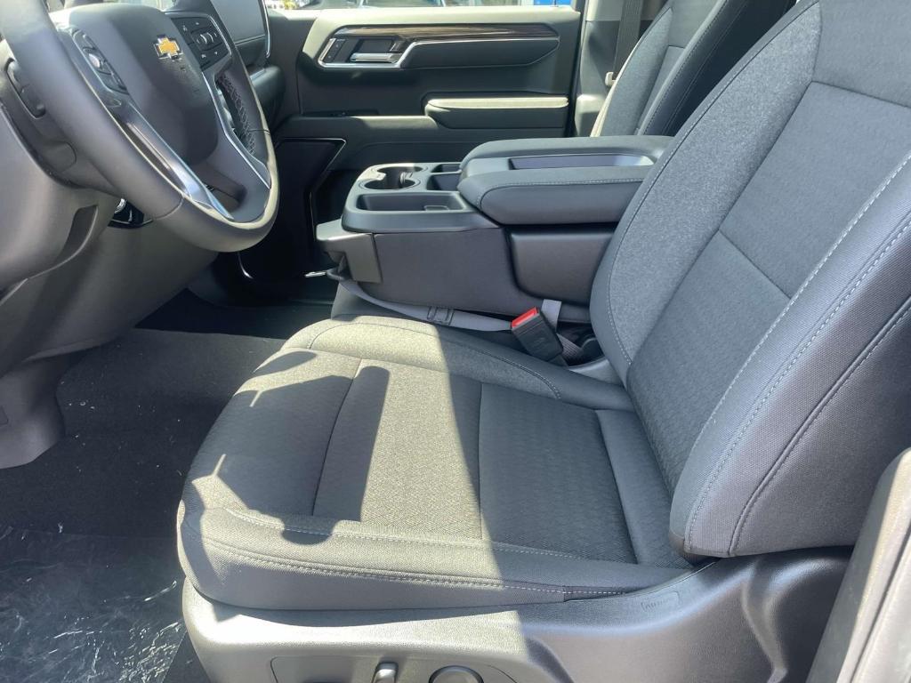 new 2025 Chevrolet Silverado 1500 car, priced at $53,886