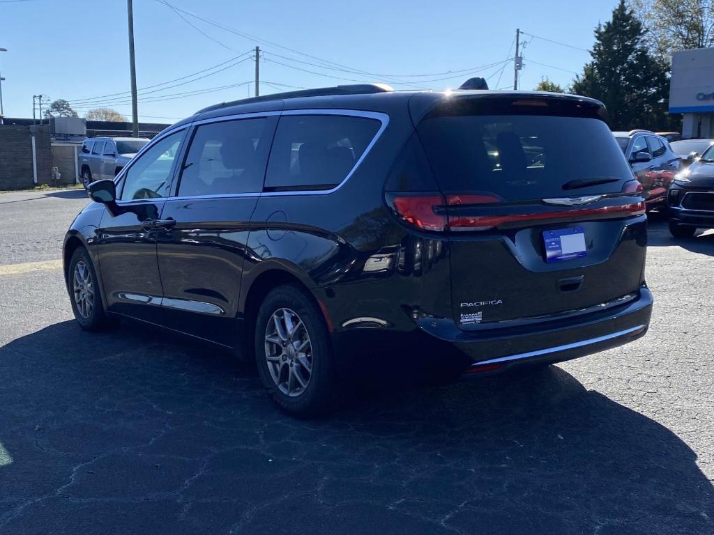 used 2021 Chrysler Pacifica car, priced at $21,213