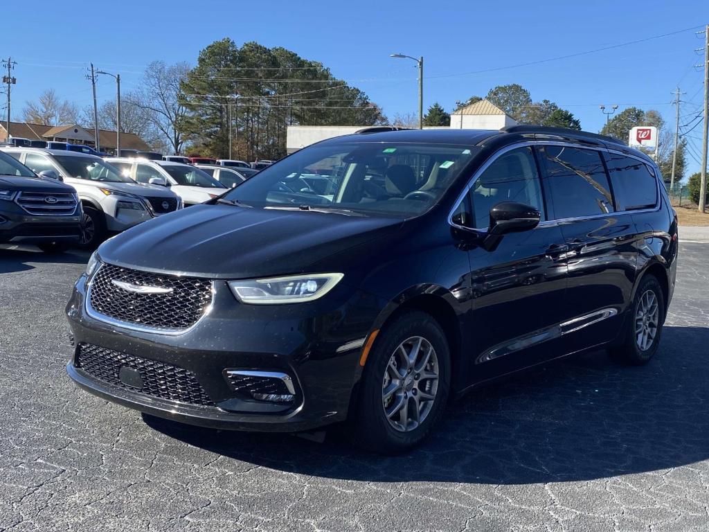 used 2021 Chrysler Pacifica car, priced at $21,213