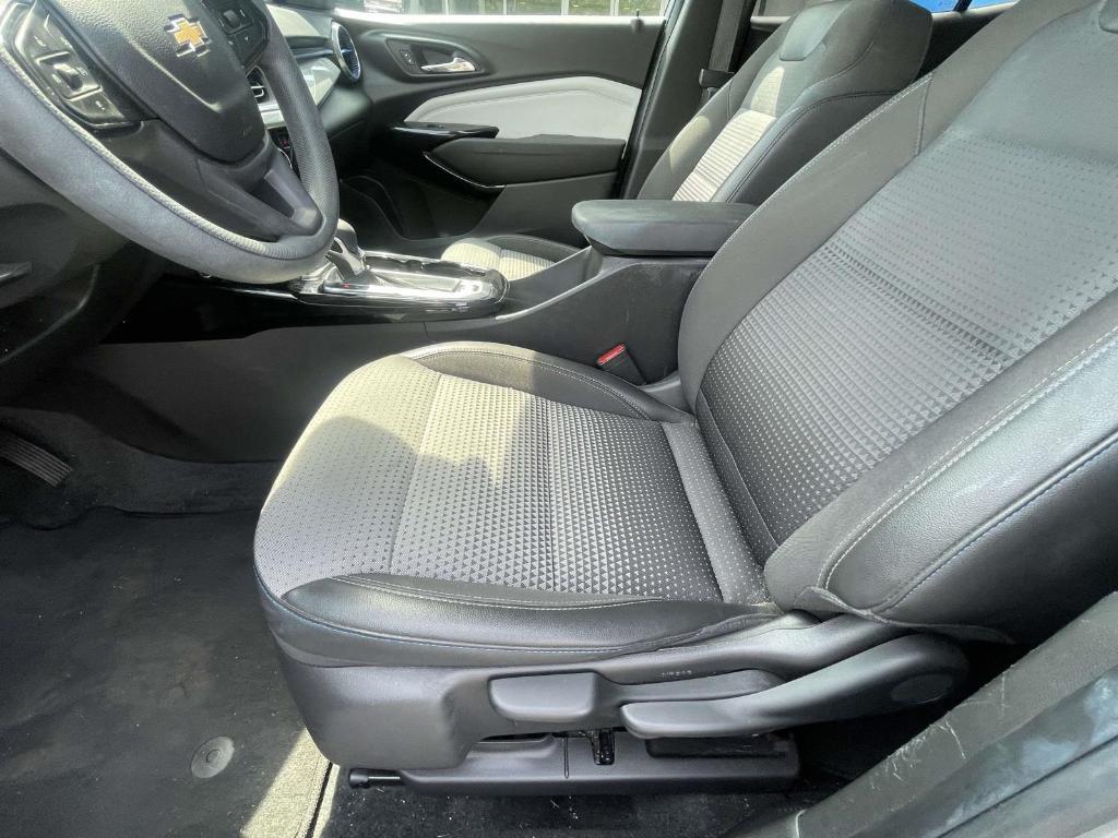 used 2024 Chevrolet Trax car, priced at $21,568