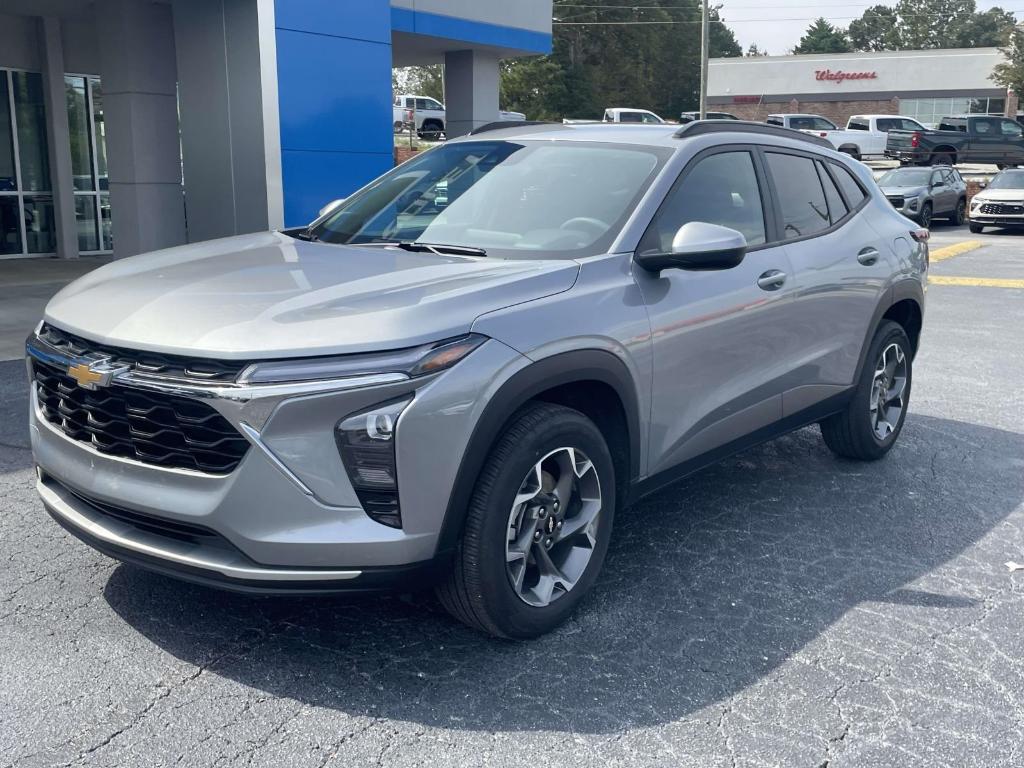 used 2024 Chevrolet Trax car, priced at $21,568