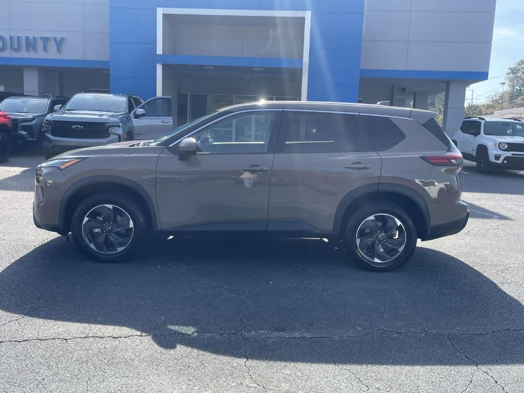 used 2024 Nissan Rogue car, priced at $21,877