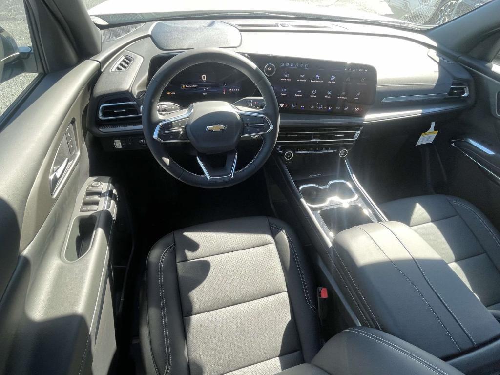 new 2026 Chevrolet Traverse car, priced at $42,885