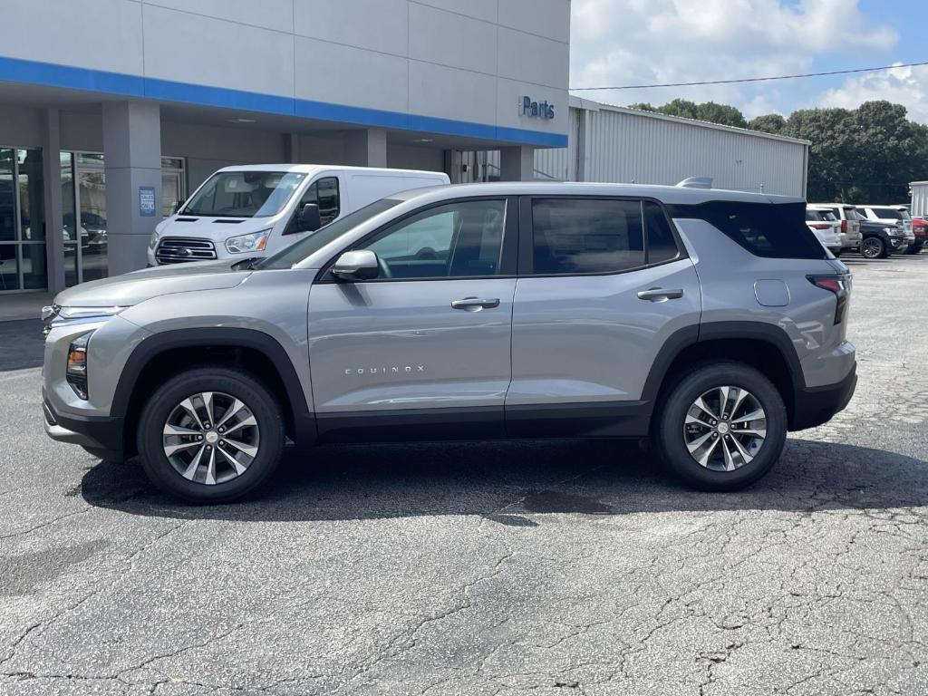 new 2026 Chevrolet Equinox car, priced at $31,990