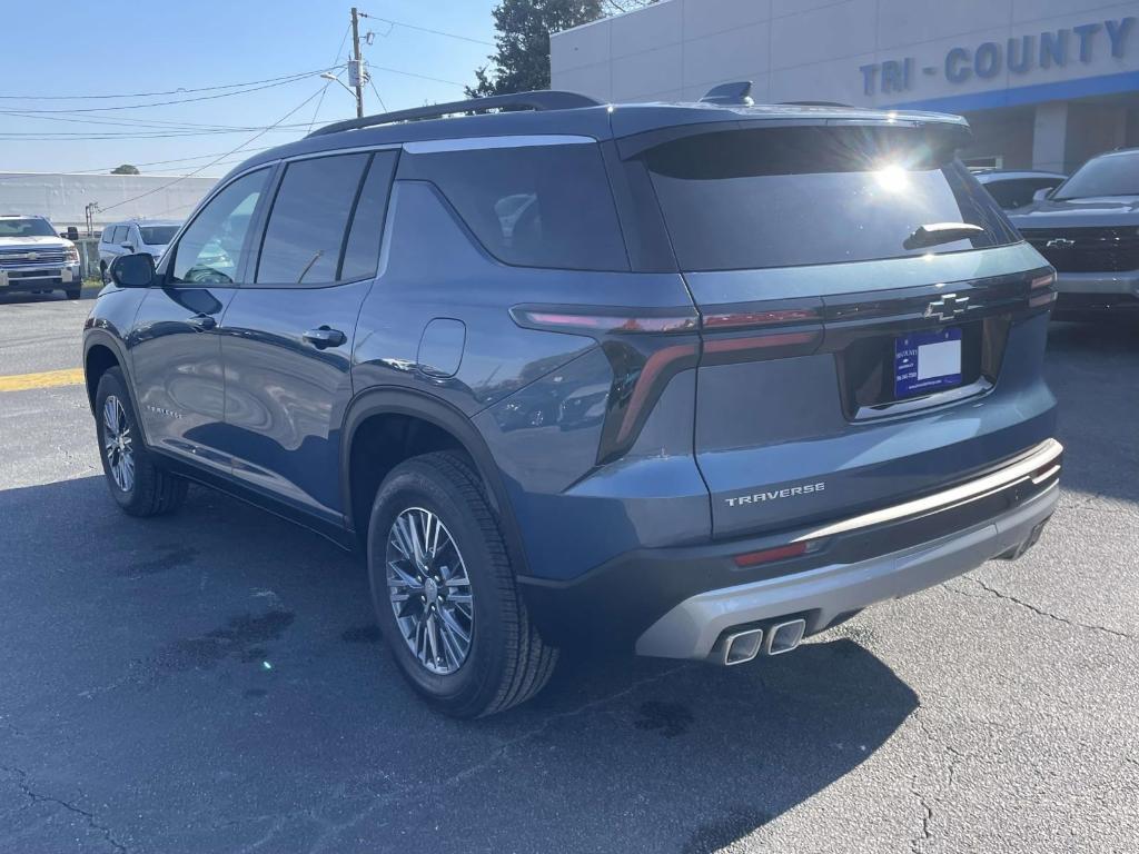new 2026 Chevrolet Traverse car, priced at $44,240