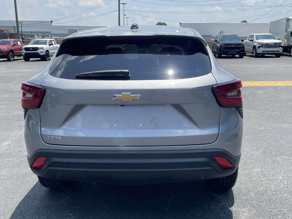 used 2025 Chevrolet Trax car, priced at $23,950