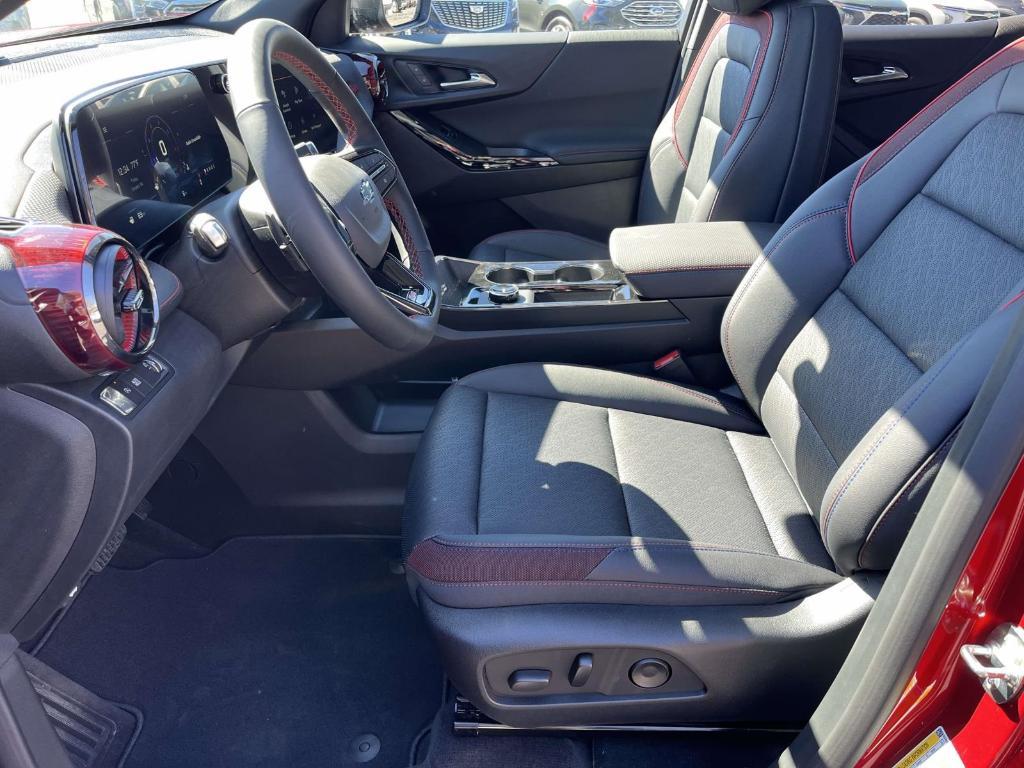 new 2026 Chevrolet Equinox car, priced at $37,330