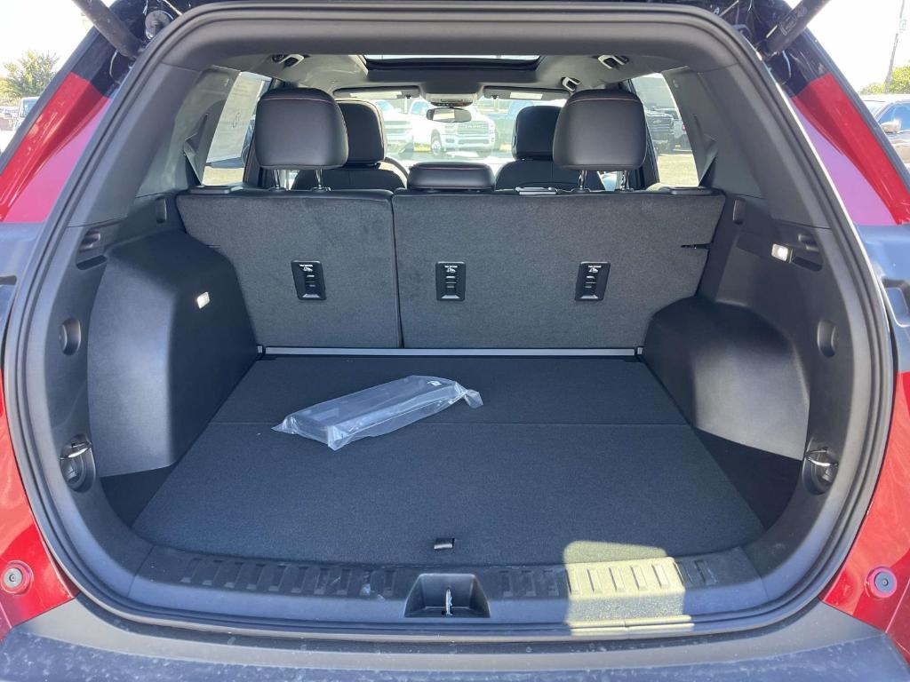 new 2026 Chevrolet Equinox car, priced at $37,330