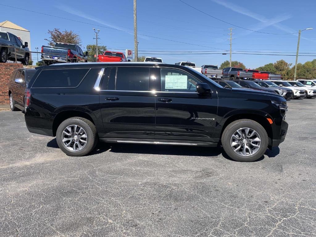 new 2024 Chevrolet Suburban car, priced at $62,856