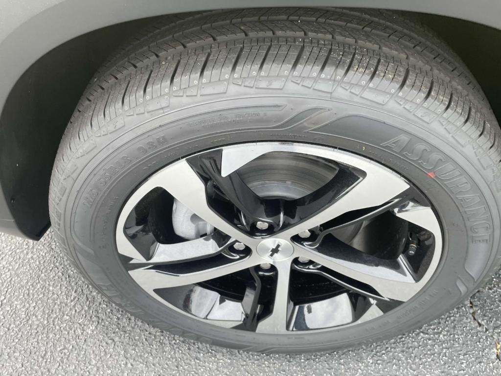new 2025 Chevrolet Trax car, priced at $24,585