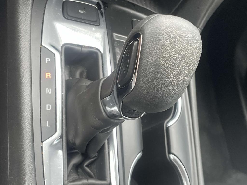 used 2023 Chevrolet Equinox car, priced at $20,872