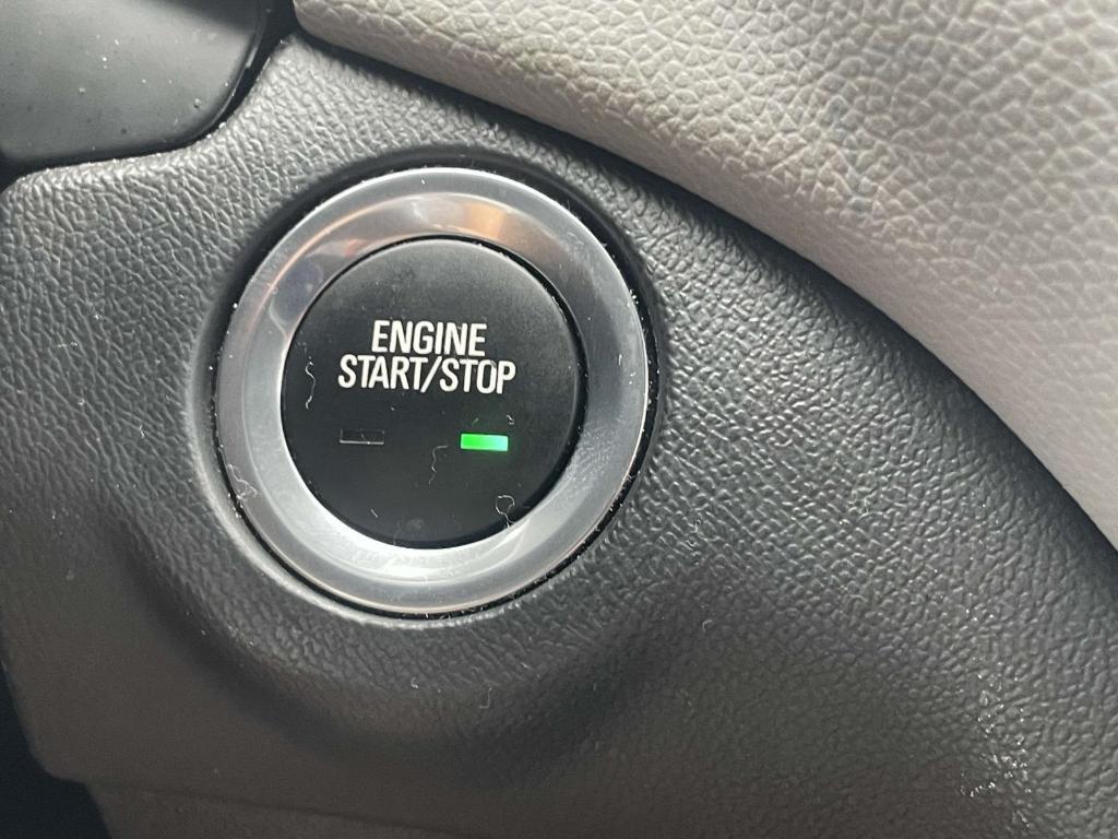 used 2023 Chevrolet Equinox car, priced at $20,872