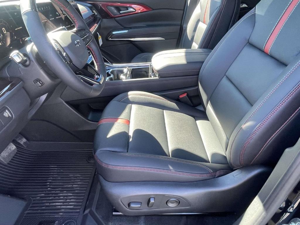 new 2026 Chevrolet Traverse car, priced at $55,791
