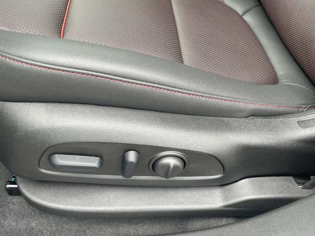 new 2025 Chevrolet Blazer car