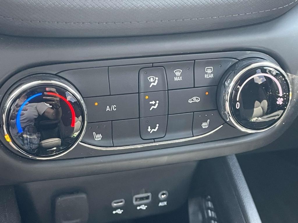used 2023 Chevrolet TrailBlazer car, priced at $24,992