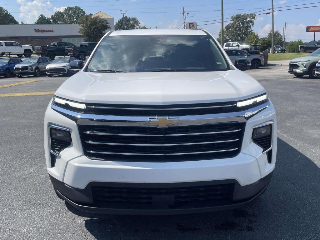 used 2025 Chevrolet Traverse car, priced at $41,778