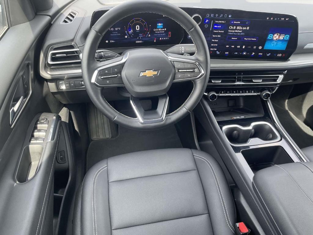 used 2025 Chevrolet Traverse car, priced at $41,778
