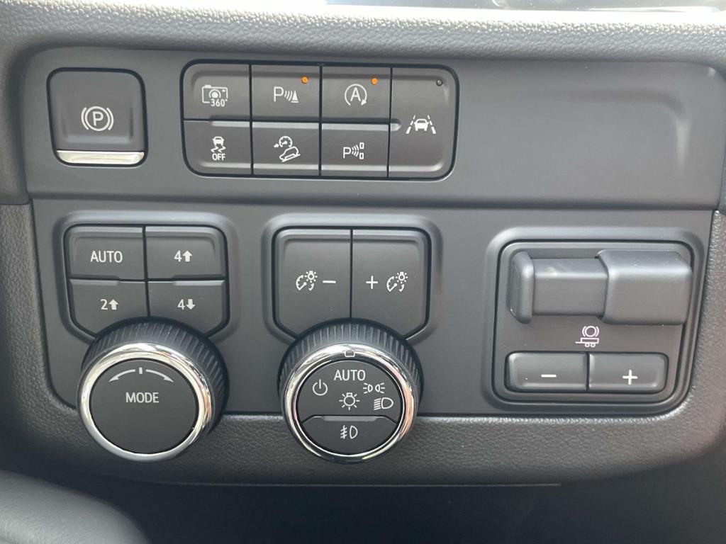 new 2025 Chevrolet Tahoe car, priced at $78,691