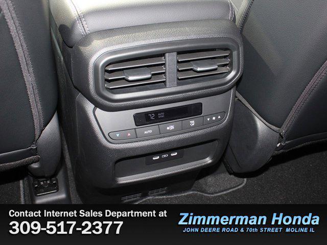 new 2025 Honda Pilot car, priced at $47,050