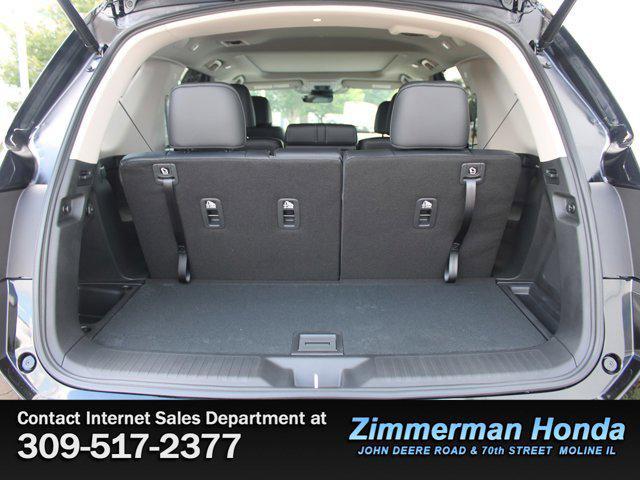 new 2025 Honda Pilot car, priced at $51,050