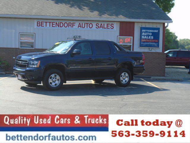 used 2010 Chevrolet Avalanche car, priced at $11,995