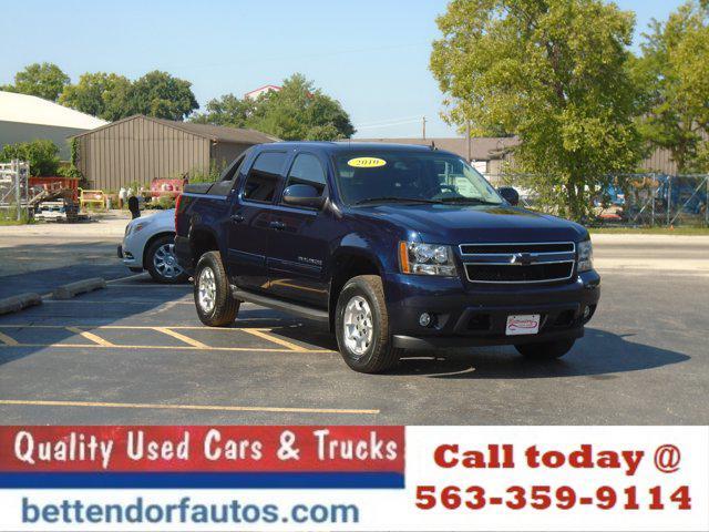 used 2010 Chevrolet Avalanche car, priced at $11,995
