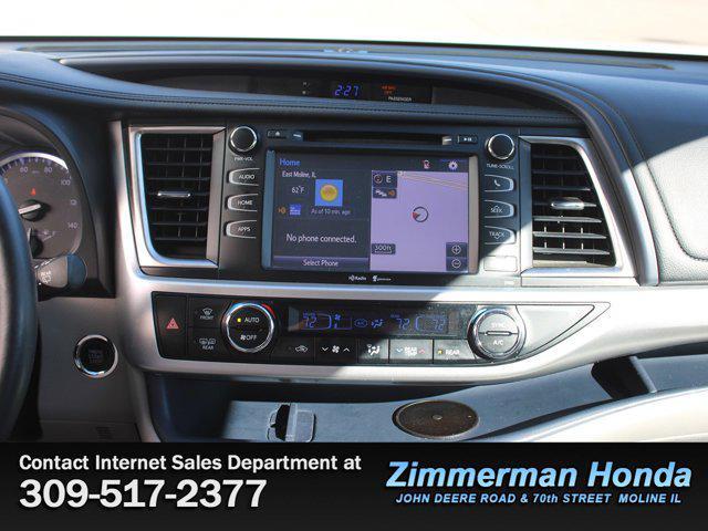 used 2014 Toyota Highlander car, priced at $16,991