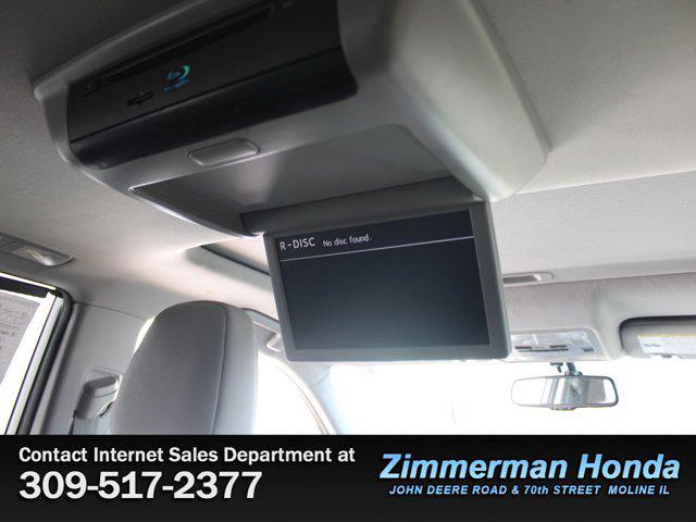 used 2014 Toyota Highlander car, priced at $16,991