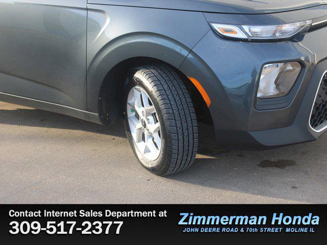 used 2022 Kia Soul car, priced at $15,491