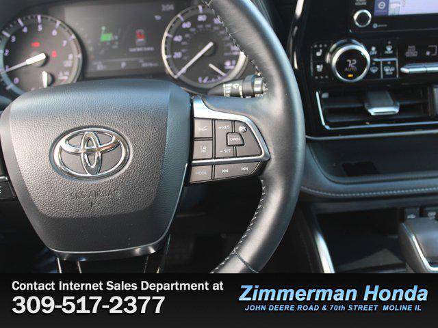 used 2020 Toyota Highlander car, priced at $34,992