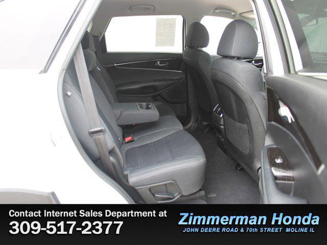 used 2019 Kia Sorento car, priced at $11,291