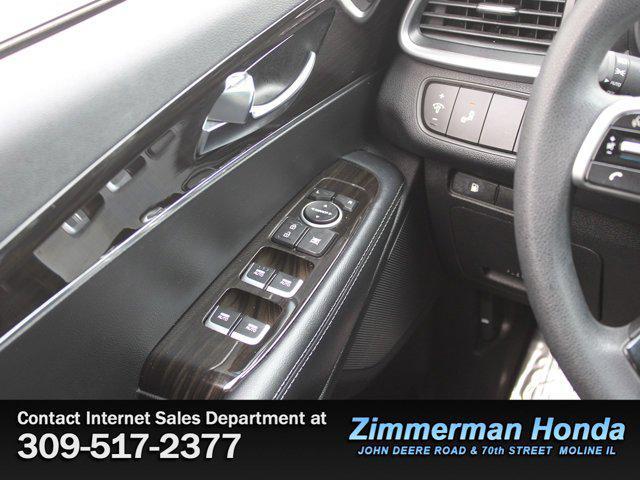 used 2019 Kia Sorento car, priced at $11,291