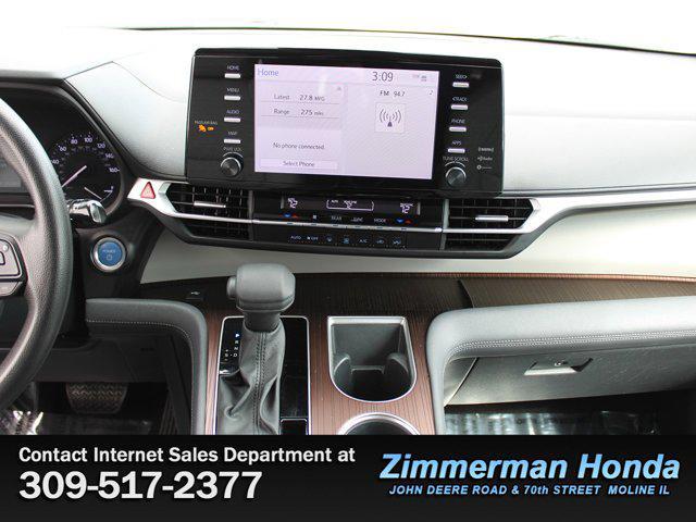 used 2023 Toyota Sienna car, priced at $38,991