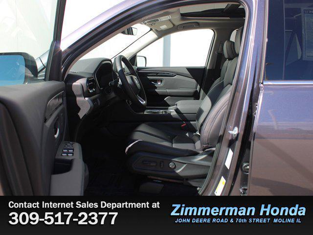 new 2025 Honda Pilot car, priced at $51,095
