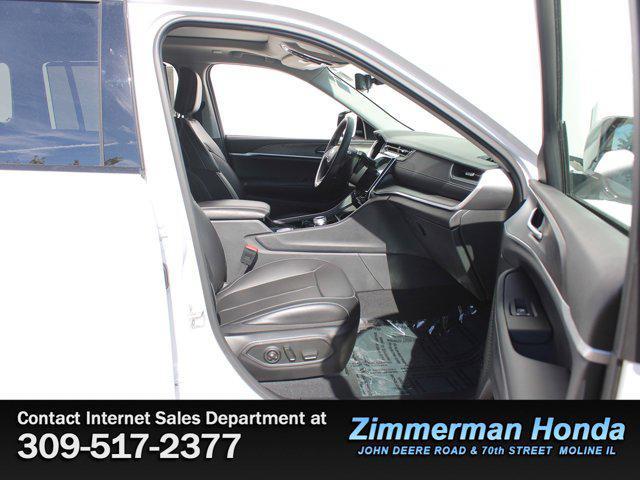 used 2023 Jeep Grand Cherokee car, priced at $34,391