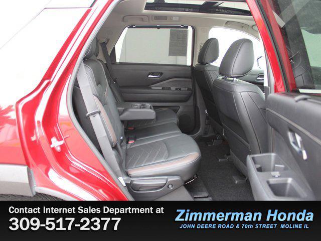 used 2022 Nissan Pathfinder car, priced at $36,291