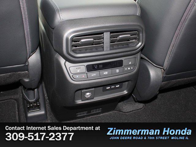 new 2025 Honda Pilot car, priced at $55,030