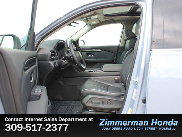 new 2025 Honda Pilot car, priced at $55,030