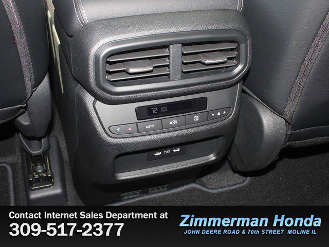 new 2025 Honda Pilot car, priced at $48,995