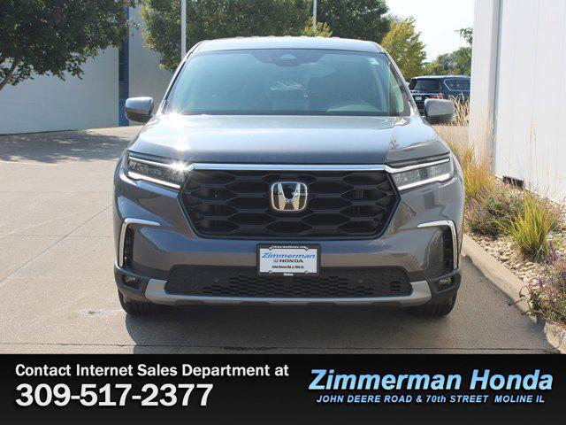 new 2025 Honda Pilot car, priced at $48,995