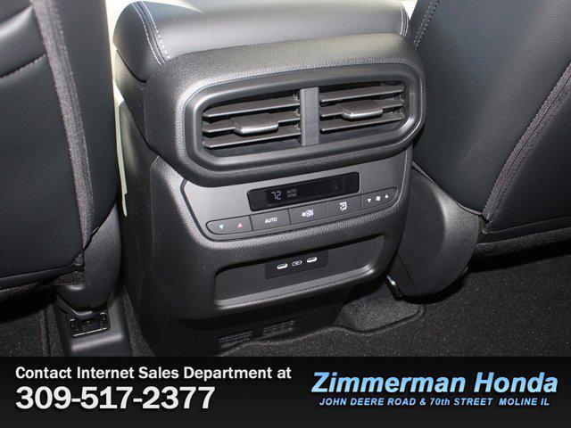 new 2025 Honda Pilot car, priced at $51,095