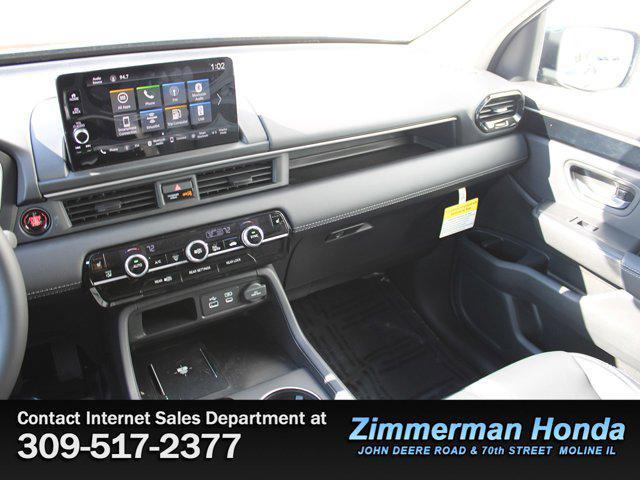 new 2025 Honda Pilot car, priced at $47,095