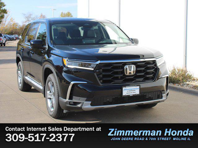 new 2025 Honda Pilot car, priced at $47,095