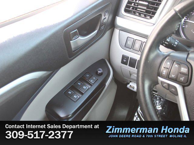 used 2017 Toyota Highlander car, priced at $23,991